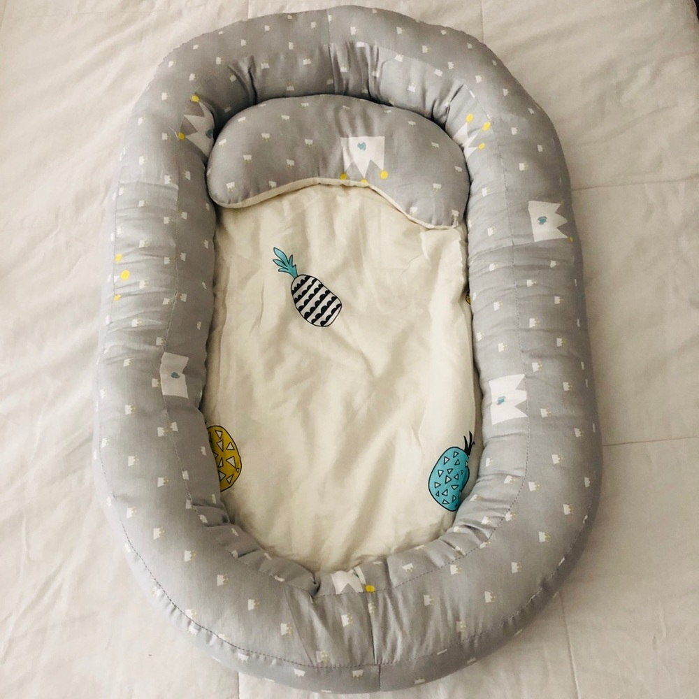 Baby lounge nest